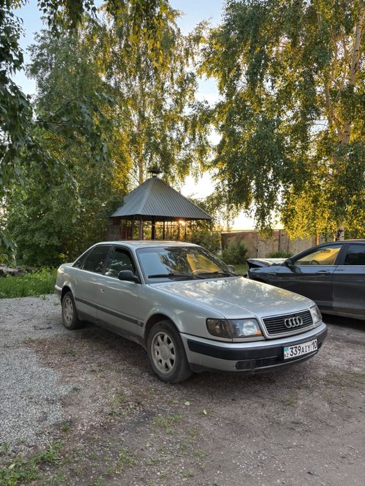 Ауди 100с4 2,6 автомат