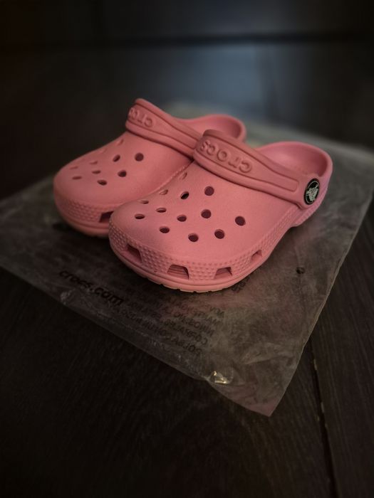 Продаю детскую обувь