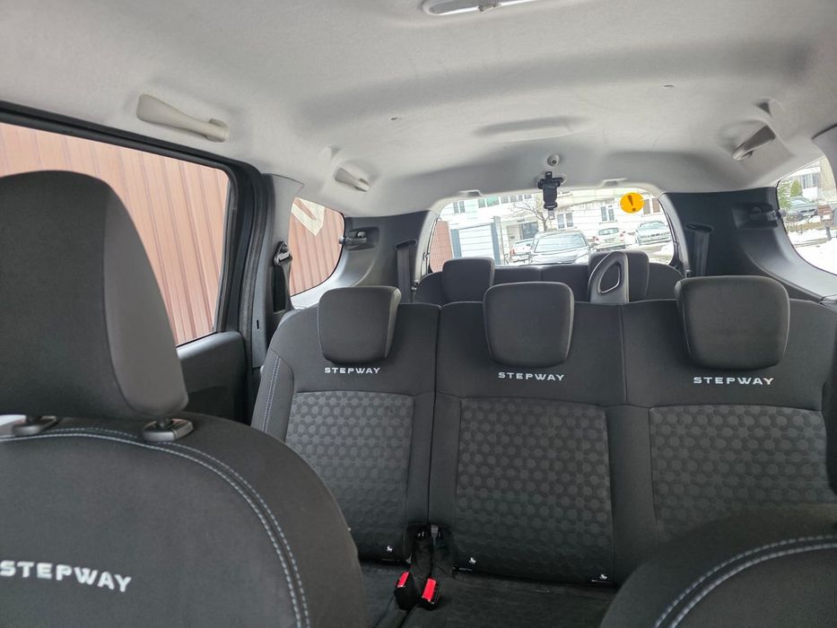 Vând Dacia Lodgy  Stepway 1.5 diesel,  7 locuri