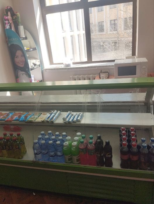 Витрина холодильник