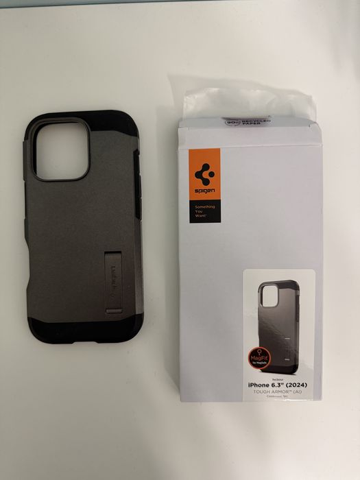 Spigen Tough Armour