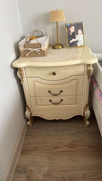 Продам спальный гарнитур