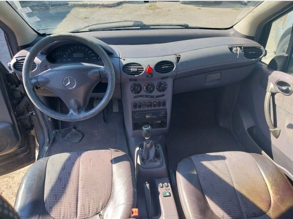 Продавам на части Мерцедес A140 W168 Mercedes Бензин