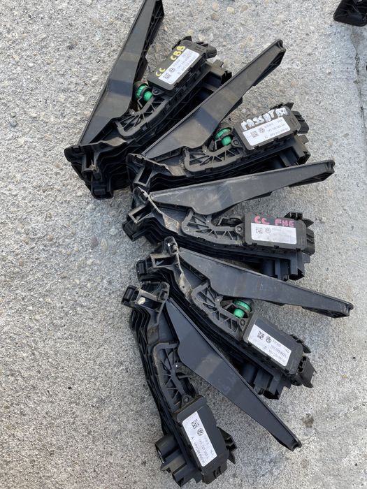 Pedala acceleratie golf 5 6 passat b6 b7 cc leon skoda octavia 2