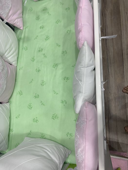 Продам детскую кроватку