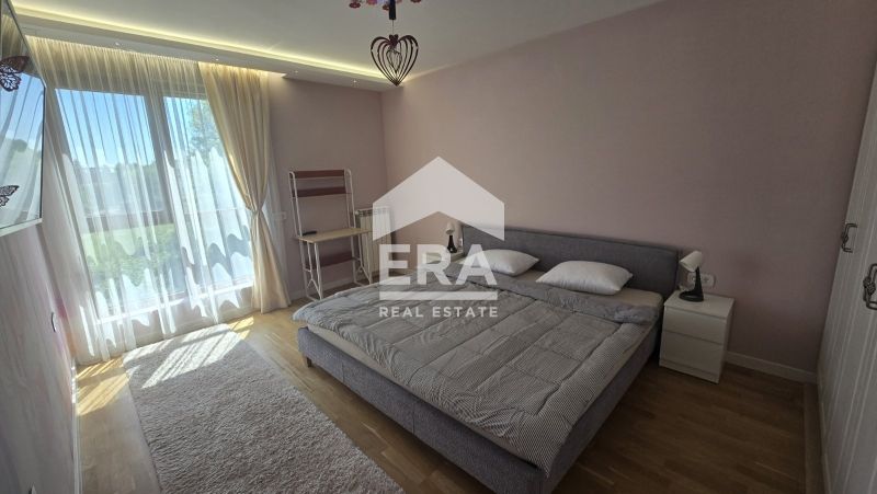 ЕКСКЛУЗИВНО! Ера Тера предлага под наем обзаведен тристаен апартамент