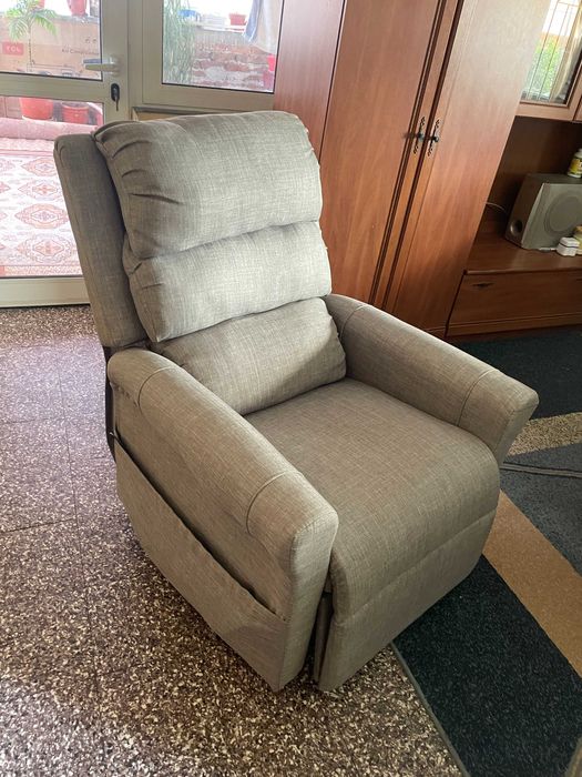 Електрически фотьойл с релакс механизъм RELAX