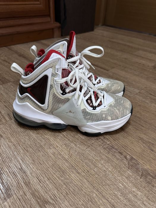 Кросовки Nike LeBron