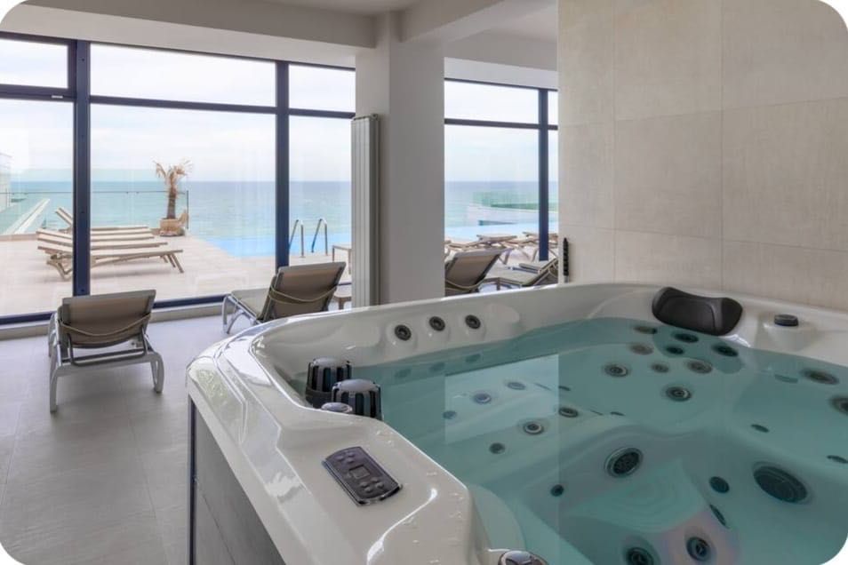 Cazare/Premium Constanța Alezzi Infinity regim hotelier