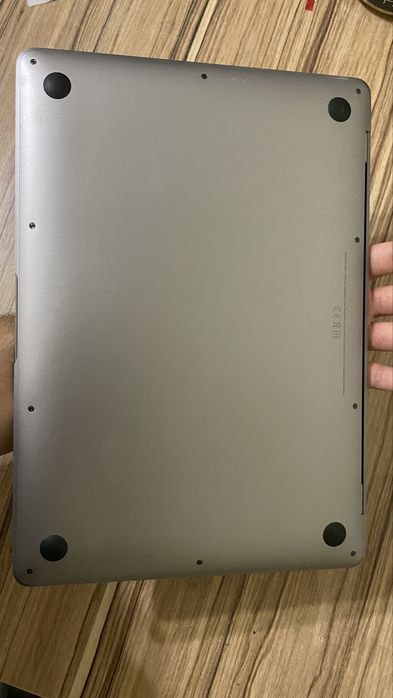 MacBook Air M1, 16 RAM, 256 SSD