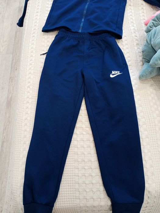 Костюм спортивный Nike