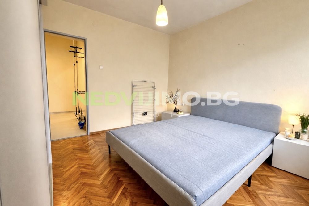 Двустаен апартамент в Гръцка Махала под наем