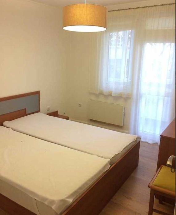 Дава се под наем Тристаен апартамент в Бургас, Възраждане - 100 кв.м за 561 € - Снимка #3