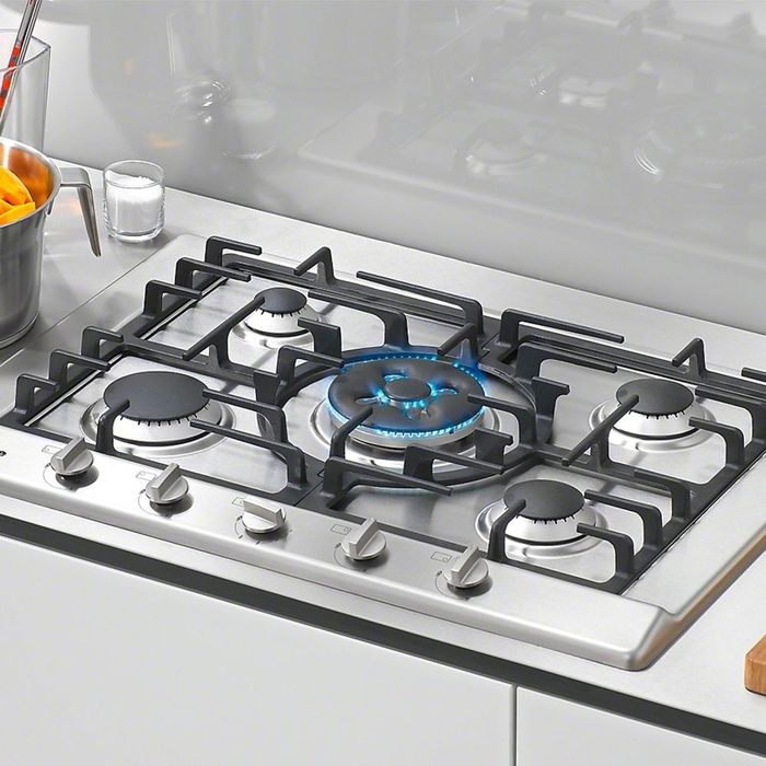 Reparatii ARAGAZE CUPTOARE PLITE . Personal autorizat !