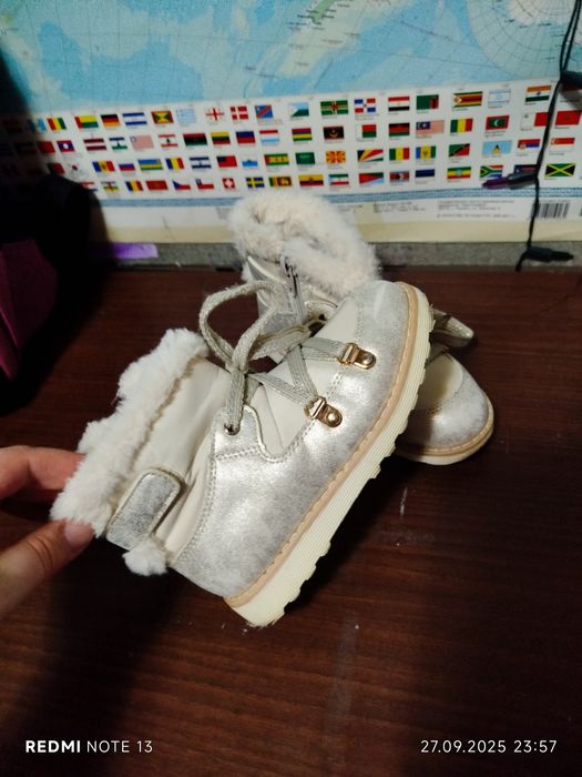 Ботинки для девочки