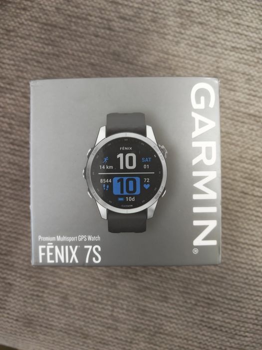 Vând Garmin fenix 7s