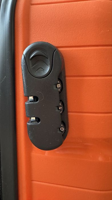 Чемодан, покупали в Египте, Аксай ЗКО.