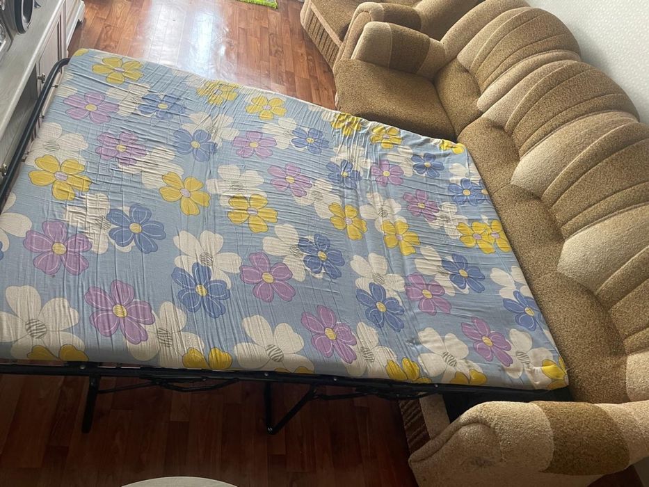 Диван раскладной с креслом