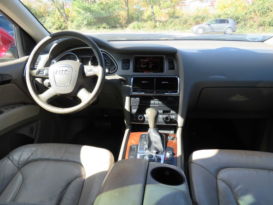 Audi Q7 3.0Tdi 7-Местен Quattro
