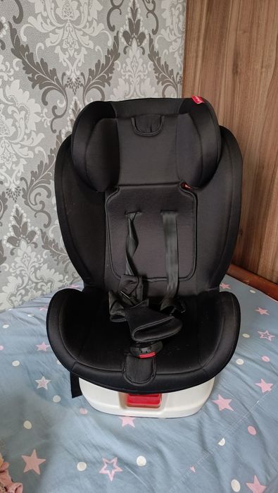 Продаётся автокресло 360°