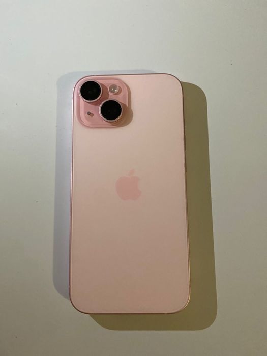 Продам iPhone 15