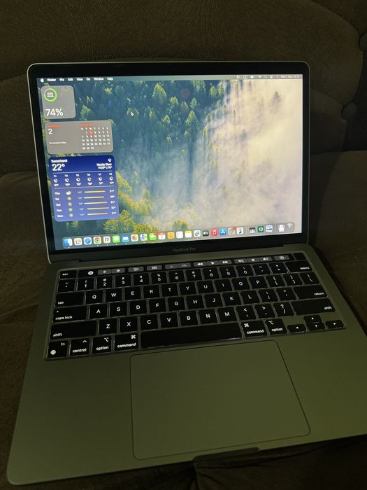 Macbook pro 2020 13inch 512gb
