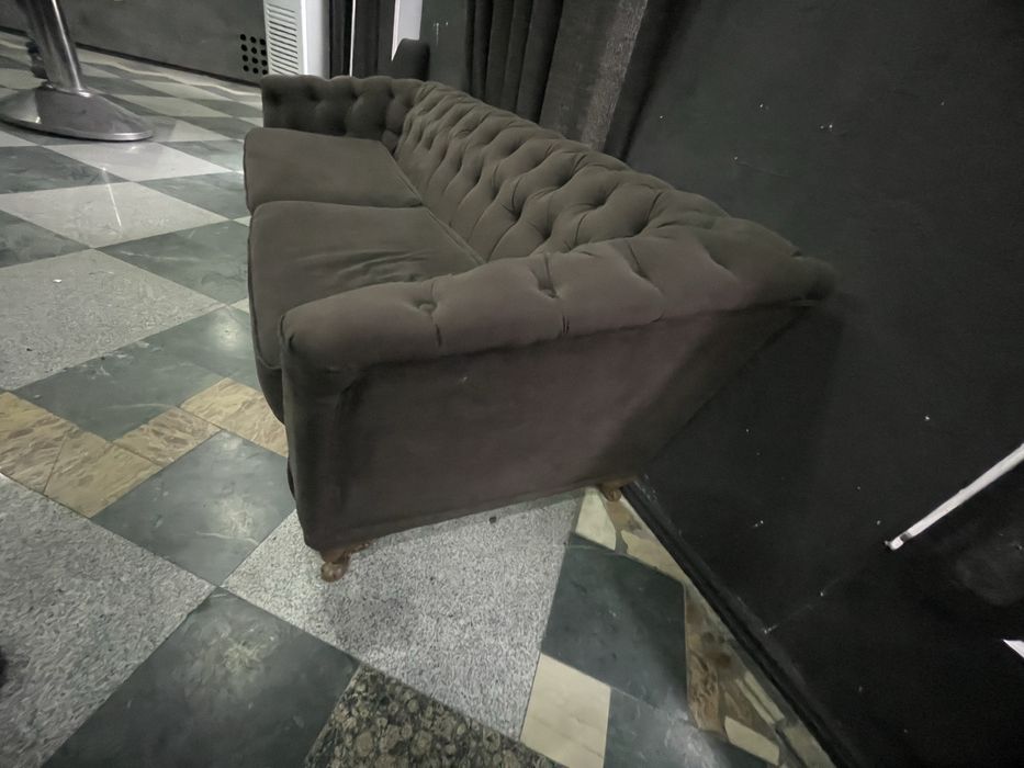 Диван обычный, коричневый 12 шт