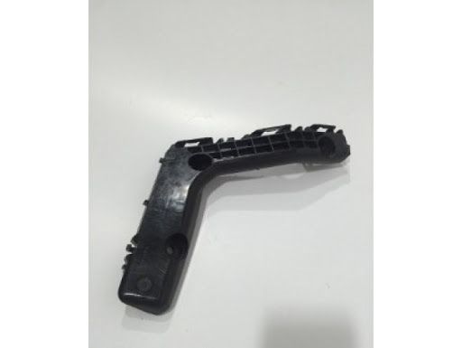 Крепление бампера на Тойота Королла 14-/Toyota Corolla 14-