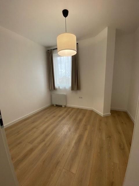 Дава се под наем Етаж от къща в Пловдив, Остромила - 120 кв.м за 969 € - Снимка #6