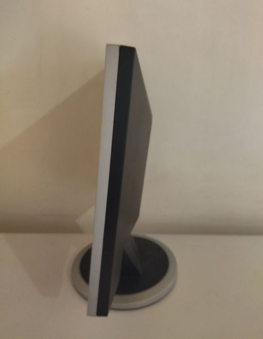 Монитор Samsung .