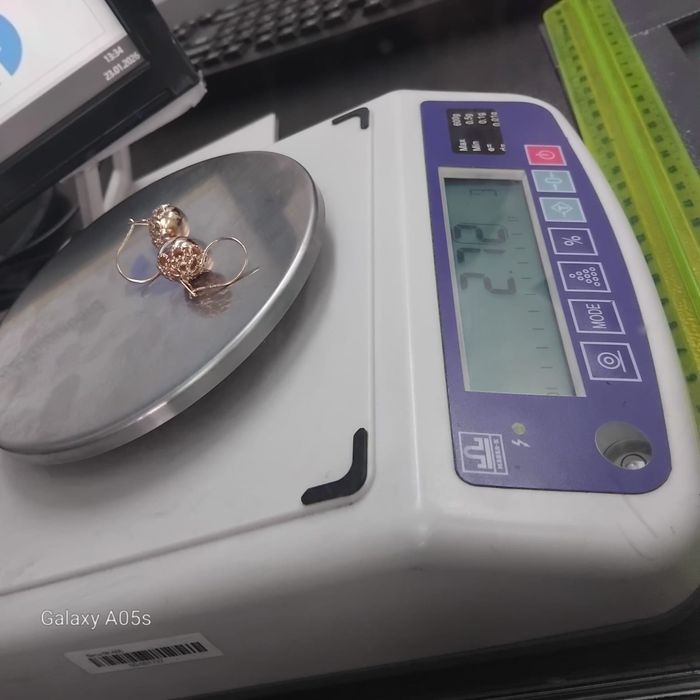 Продам золото звоните