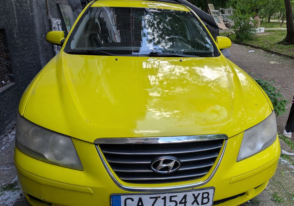 Продавам Hyundai Sonata