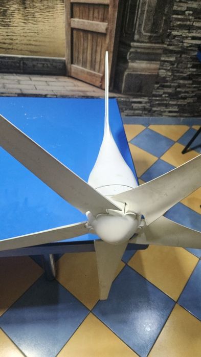Turbina eoliană 400-500W 24V-48V, 6 pale