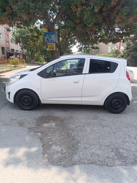 Chevrolet Spark 2016 — 3