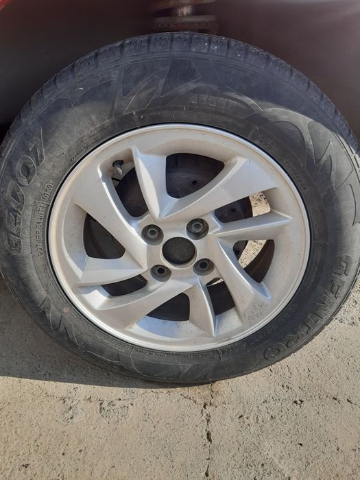 Лада Калина-Хечбек.