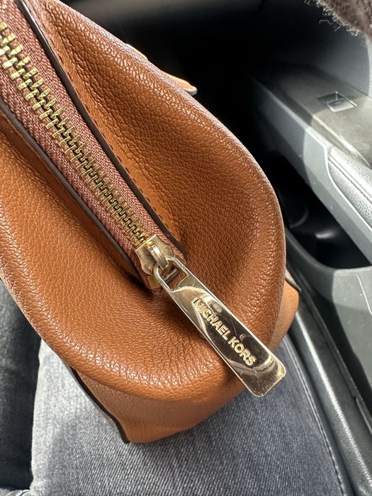 Продам женскую сумку Michael Kors