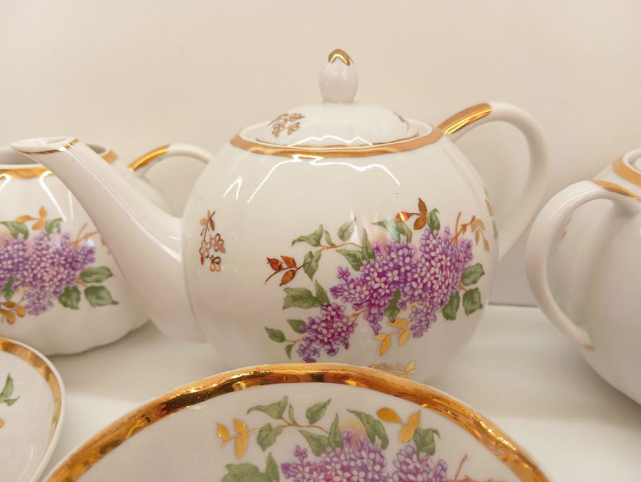 Руски порцелан. Сервиз .