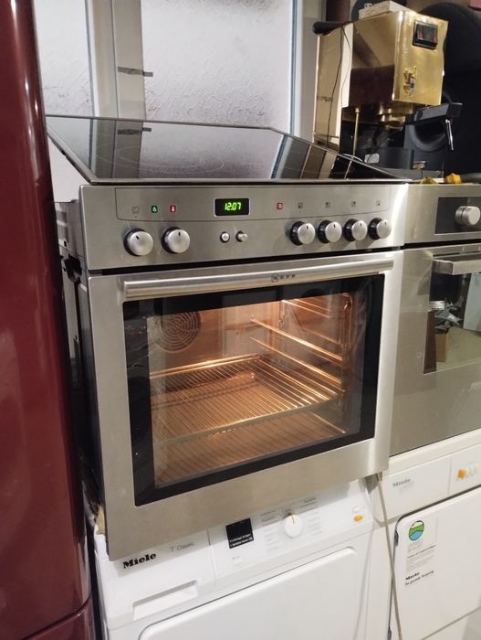 Фурна с плот NEFF