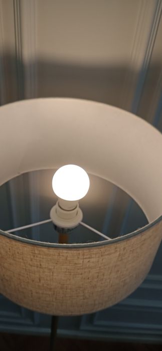 Продам Лампа напольная