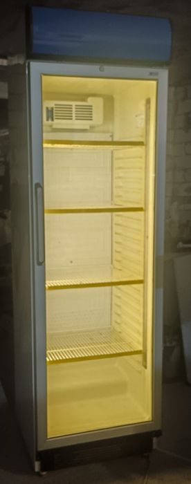 Холодильник для напитков