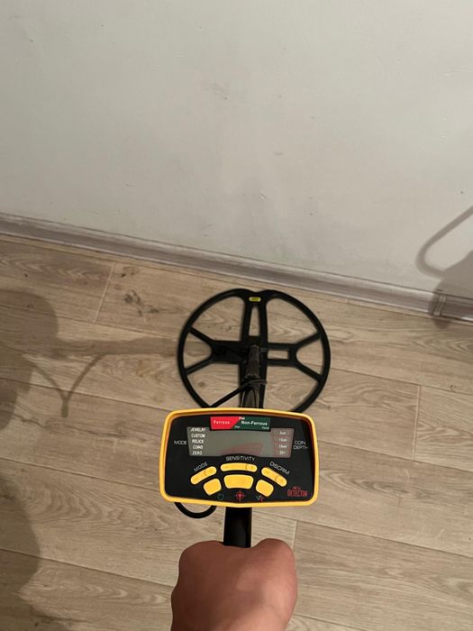 Метал искатель в идельном сос