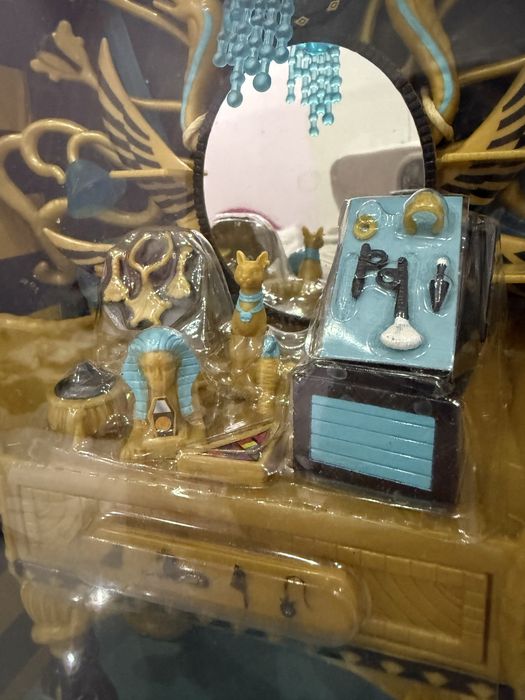 Монстер хай Monster high стол Клео