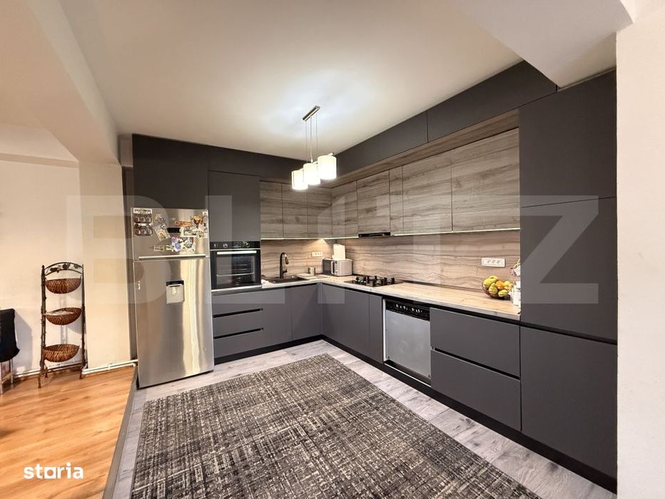 Casa S + P + E + M 232 mpu, 238 mp teren cu foisor, Centru