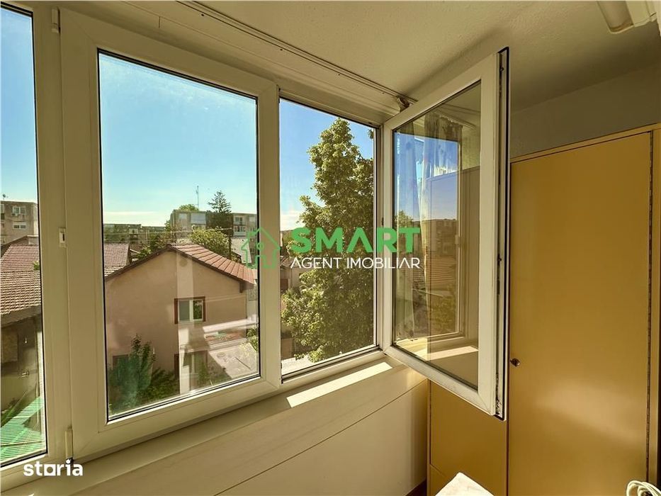 Apartament 3 camere. Zona Aurel Vlaicu, Arad