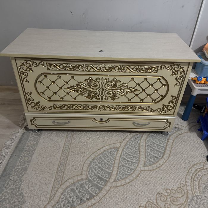 Сундук сандық в хорошем состоянии