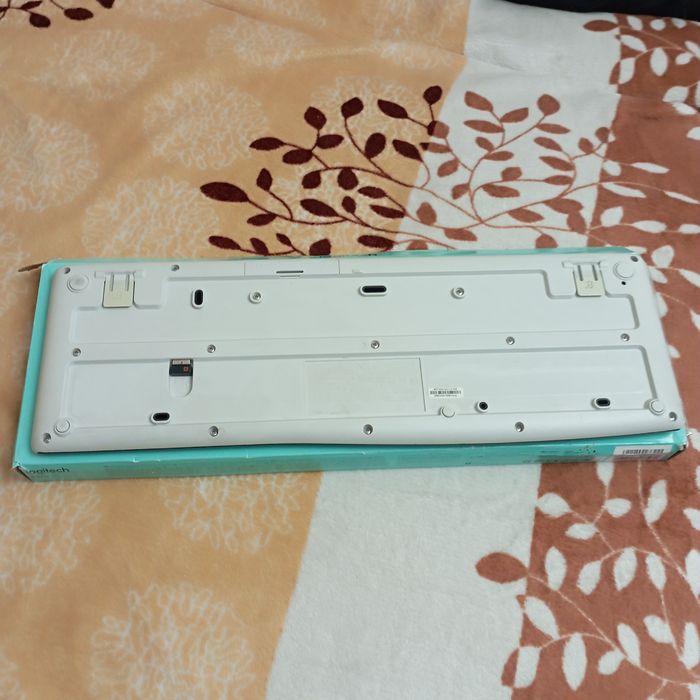 Клавиатура Logitech K270