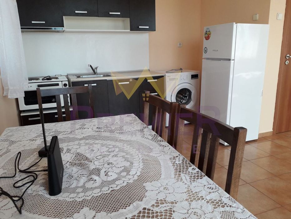 Дава се под наем Етаж от къща в с. Звездица, Област Варна - 130 кв.м за 510 € - Снимка #1