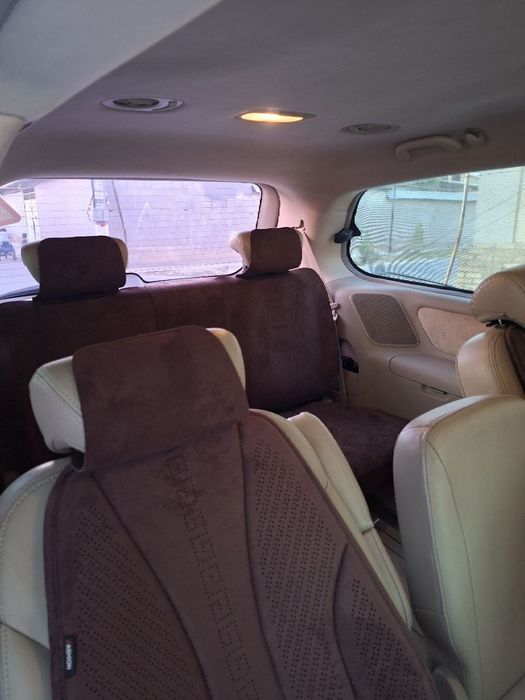 Kia carnival ideal holatda