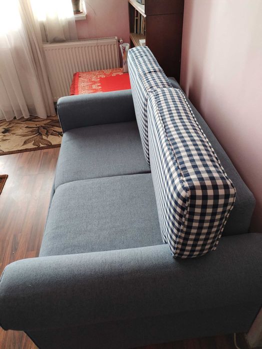 Canapea extensibilă 2 locuri