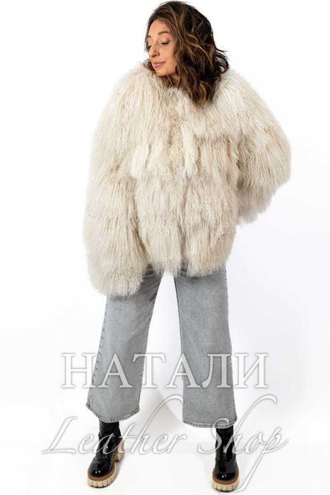 Дамски ексклузивен кожух Алина от Монголско агне